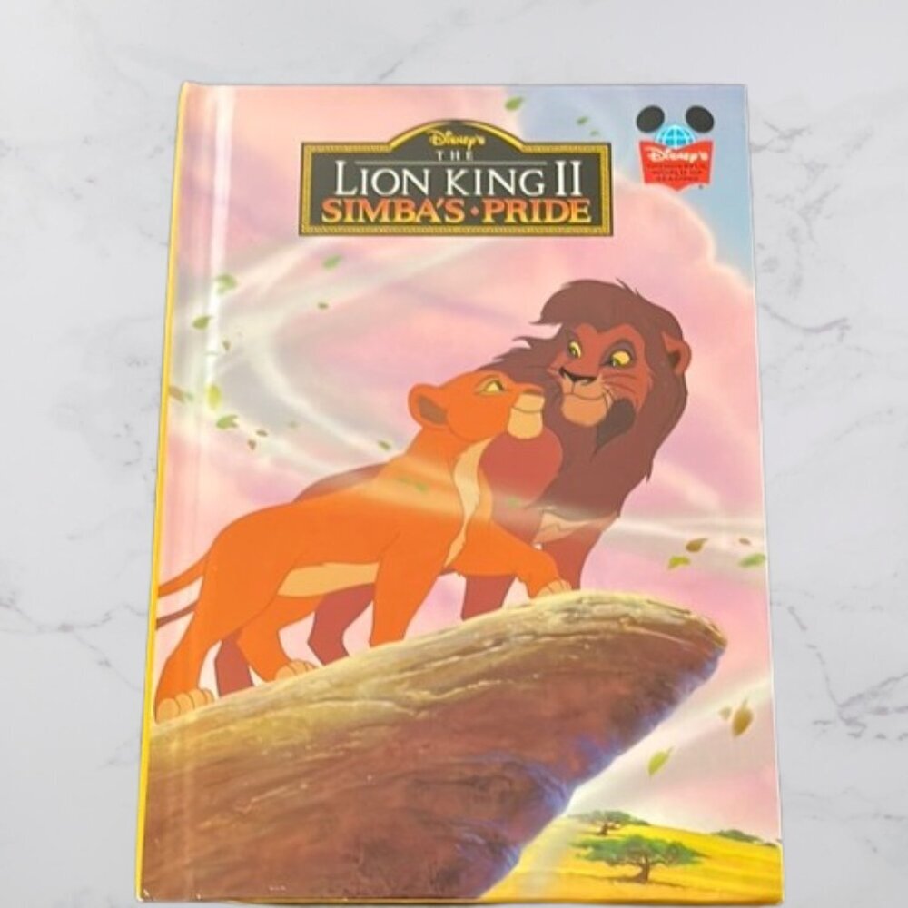 Disney's The Lion King II: Simba's Pride Book